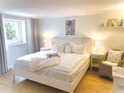  HAUS ANHOLT App. 31 - hübsches, kleines Appartement im Halbsouterrain mit Landhausküche