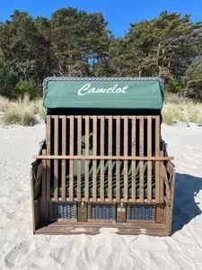 Strandkorb am Strand FeWo Camelot in PRORA - 9.51