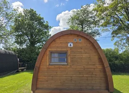  06 Premium Camping Pod "Habel"