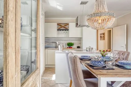 Essbereich mit Blick zur Küche Parkresidenz am Hafen Wohnung HF 14 - "Sandburg Zingst"