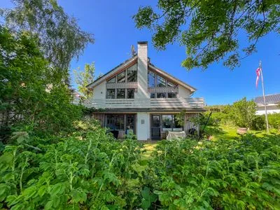 Hauptansicht Traumhaftes Ferienhaus für bis zu 6. Personen mit Blick und Zugang zur Schlei