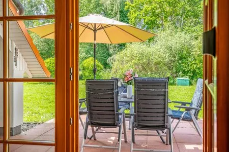 Blick auf die Terrasse Ferienpark Freesenbruch Doppelhaushälfte 10a - Meeresbrise