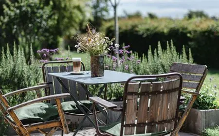 Terrasse direkt angrenzend an die Wohnküche Ferienhaus Friedrich 15