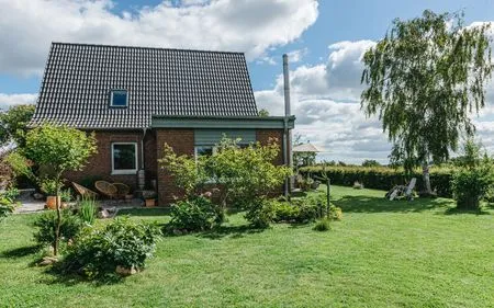 Hausansicht Friedrich 15 mit Garten Ferienhaus Friedrich 15