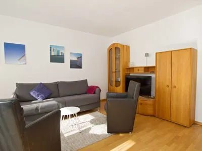 Wohnzimmer Zedeliusstraße 14 Kleine Pause Whg. 06