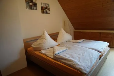 Schlafzimmer Ferienwohnung "Ampergarten"