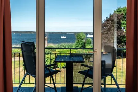 Ferienwohnung Seeadler - Waren (Müritz) - Wohnzimmer mit herrlicher Aussicht  Seeadler
