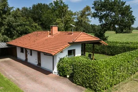  Haus Vier-Pfoten