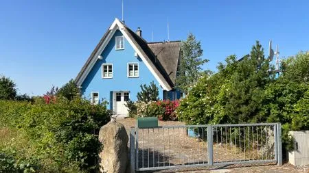 Fassade / Eingang Ferienwohnung Inselblick - bis Hiddensee und nach Mön