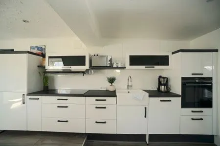  Ferienhaus ‚Sünnhus‘ am Wittensee – ruhiger Rückzugsort im Grünen
