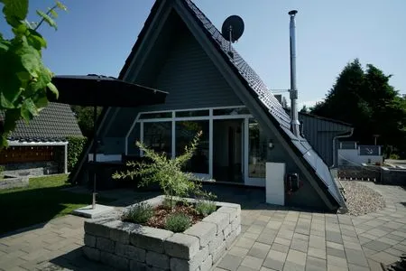  Ferienhaus ‚Sünnhus‘ am Wittensee – ruhiger Rückzugsort im Grünen