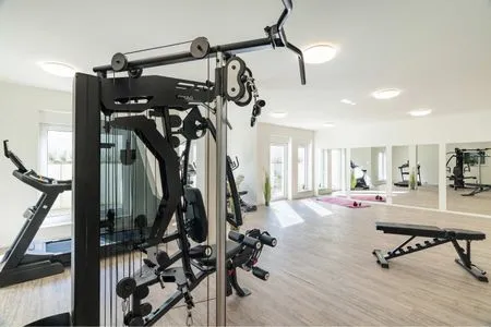 Fitness Ferienwohnung Klippenblick mit Sauna, Kinderspielbereich und Fitnessraum