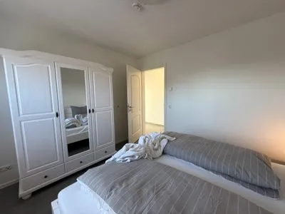 Schlafzimmer Fritz-Lau-Str. 2, Whg. 7