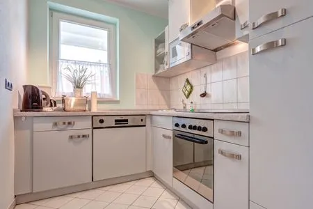 Küche / Küchenzeile Ferienwohnung Meereswoge mit Balkon und nur 100 m bis zum Strand