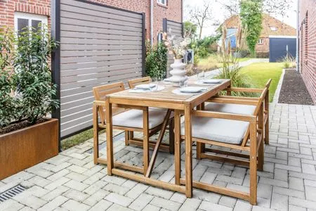 Terrasse de Diek - Suite 3 | Seitliche Deichlage