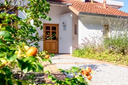 Hauseingangstür Ferienpark Freesenbruch Reihenhaus 6a - Möwe