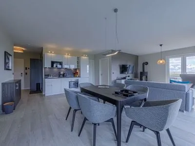Ferienwohnung Strandnixe Ostseebad Wustrow ZweiWasser Alte Seefahrtschule Essbereich und Küche  Strandnixe