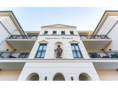 Fassade / Eingang Logierhaus Friedrich WE 22 - "Sandstrand"