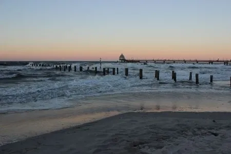kleiner Anglersteg am Strand von Zingst Residenz am Strand Wohnung 2-40