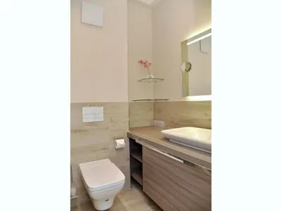 Badezimmer mti Dusche Logierhaus Friedrich WE 3 - "Klaas Störtebecker"