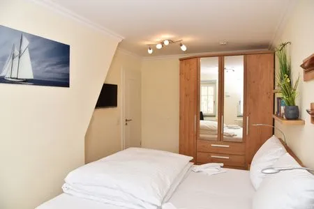 Schlafzimmer mit Doppelbett Logierhaus Friedrich WE 15 - "Ostseeluft"