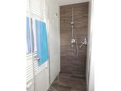 Badezimmer mit Dusche Kavelweg 13 Kavelweg 13 Wohnung 1 - Strandrefugium
