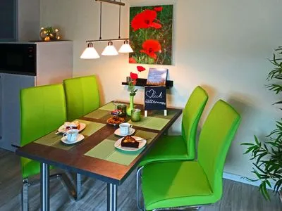 Esstisch Kavelweg 13 Kavelweg 13 Wohnung 4 - Kleiner Käptn