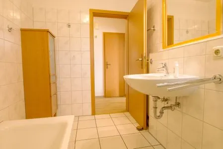 Badezimmer mit Badewanne Hoppenberg 7 EG rechts