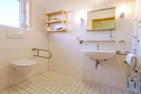 Badezimmer mit Dusche Zur Hanse Wohnung 3.1 - Zur Hanse Ost
