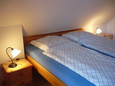 Schlafzimmer mit Doppelbett Zur Hanse Wohnung 4.3 - Zur Hanse Süd