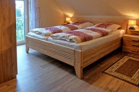 Schlafzimmer mit Doppelbett Zur Hanse Wohnung 4.5 - Zur Hanse West