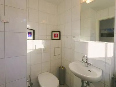 Gäste-WC  Rosenberg-Siedlung 21