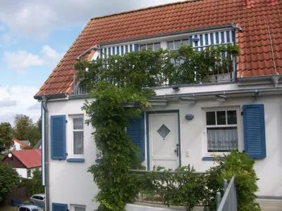 Wohnungstür  Appartementhaus Boddenblick "Himmelkieker"