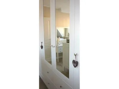 Kleiderschrank Neue Reihe Neue Reihe 28 - Wohnung Kleine Auszeit