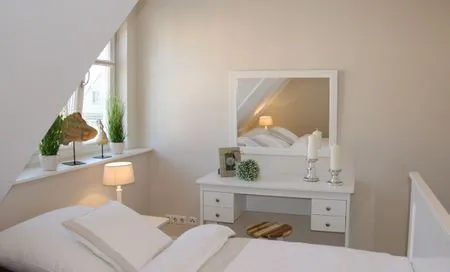 Schlafzimmer mit Doppelbett Neue Reihe Neue Reihe 28 - Wohnung Kleine Auszeit