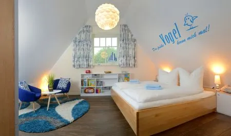 Schlafzimmer mit Doppelbett Neue Reihe Neue Reihe 28 - Wohnung Vogelnest