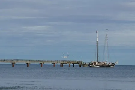 Alte Prerower Seebrücke Hafenstrasse 15 in Prerow Ibykus in Prerow