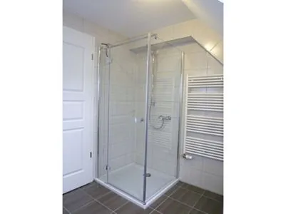 Badezimmer mit Dusche Hafenstrasse 15 in Prerow Wolkenglanz in Prerow