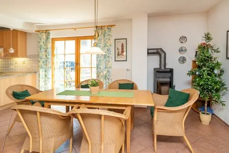 Esstisch Ferienpark Freesenbruch Doppelhaushälfte 10 - Lieblingsplatz