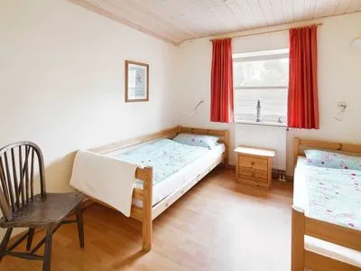 Schlafzimmer (BIR16) Ferienhaus Villa Bullerbü