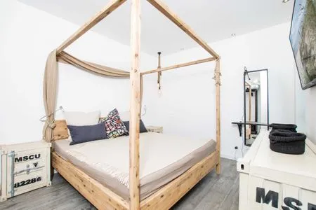 Schlafzimmer (ERL41) Ferienhaus PIER41