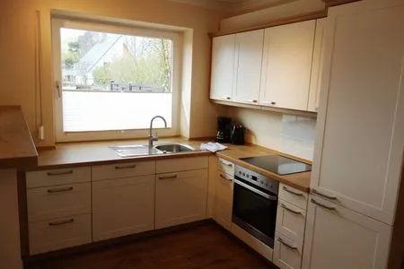 Küche / Küchenzeile (MEI27) Ferienwohnung "Strandperle"