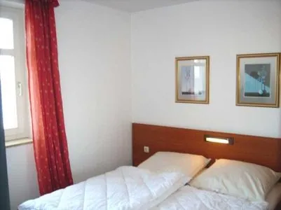 Schlafzimmer (STR123c) Ferienwohnung  "Strandhotel" - App. 25