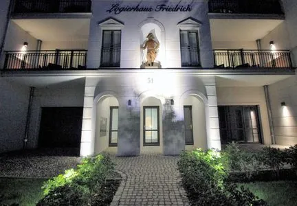 Außenansicht Logierhaus Friedrich WE 5 - "Ostseewelle"