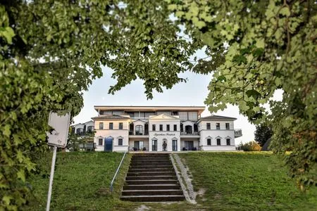 Außenansicht Logierhaus Friedrich WE 5 - "Ostseewelle"