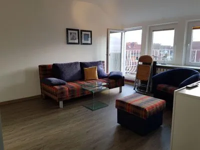 Wohnzimmer Haus Köln Ferienwohnung "Pier Ost"