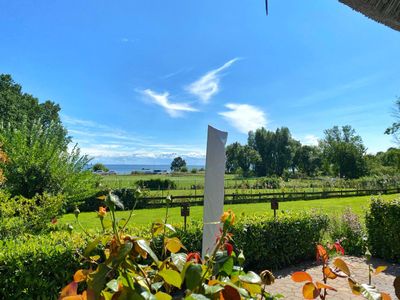 Groß Stresow - Irmi´s Kate - Ferienhaus und Doppelhaushälfte mit großem Garten