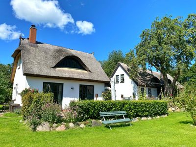 Groß Stresow - Irmi´s Kate - Ferienhaus und Doppelhaushälfte mit großem Garten