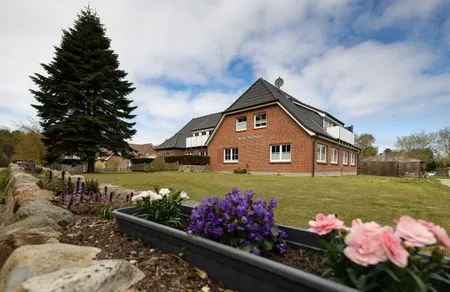 Hauptansicht Haus Waltraud Ferienwohnung „Hualewjonken"