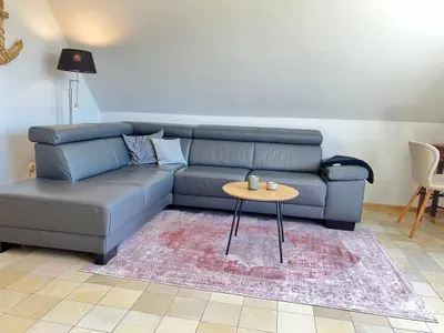 Wohnzimmer Hus Waterkant 3 Kombüse OG li.